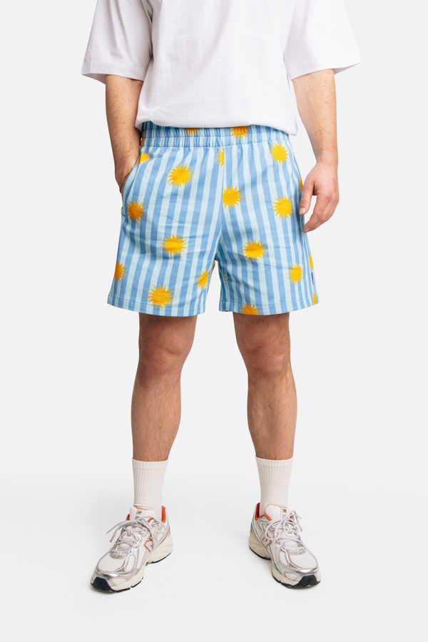 Tall Short Daan
