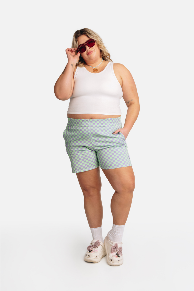 Short Janneke Tall