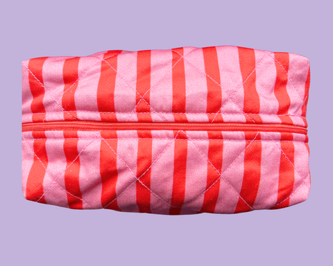 Make-up Bag Floor