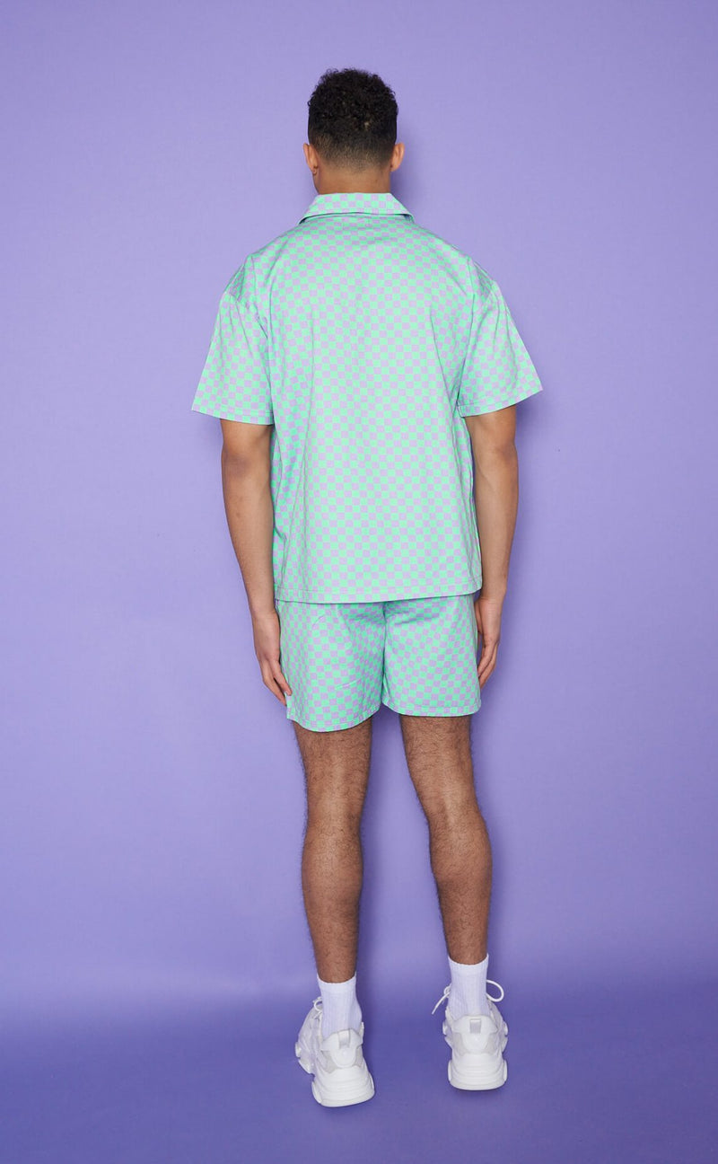 Short Janneke Tall