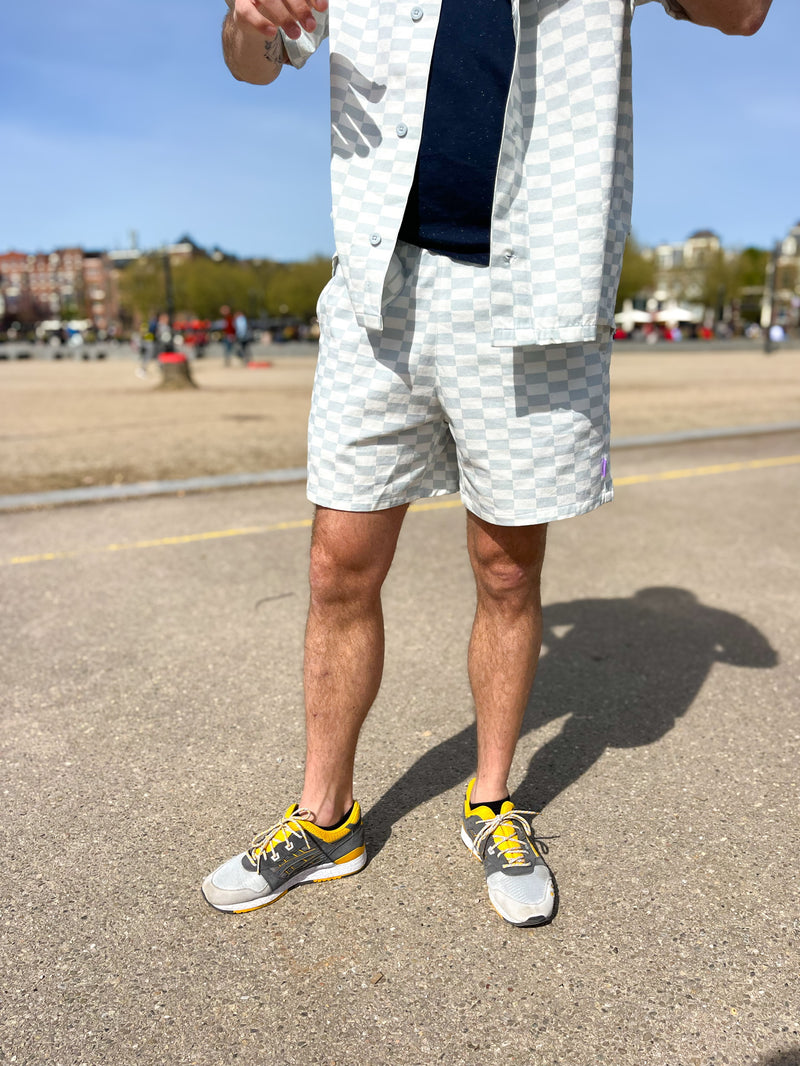 Short Boris Tall